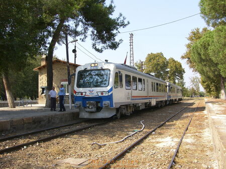 Goncali: Mit diesen Triebwagen der Baureihe MT 57 ging die Fahrt weiter nach Denizli