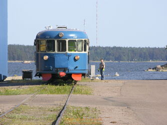 Wäre der Triebwagenzug zu schnell gefahren, wäre er in Loviisa im Meer gelandet...