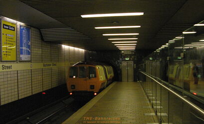 Seit 2003 heißt die U-Bahn in Glasgow, die aus einer zweigleisigen Ringlinie besteht, 