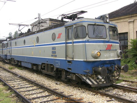 Die Baureihe 461 ist wie die 444 eine schwedische Entwicklung (ASEA), wurde aber in Rumänien gebaut (Electroputere, Craiova, 1971)